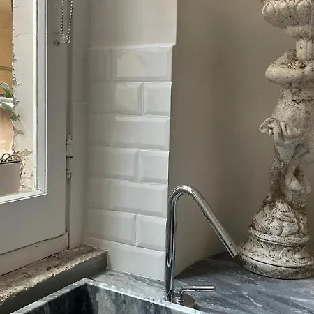 Monti Stunning Flat شقة روما